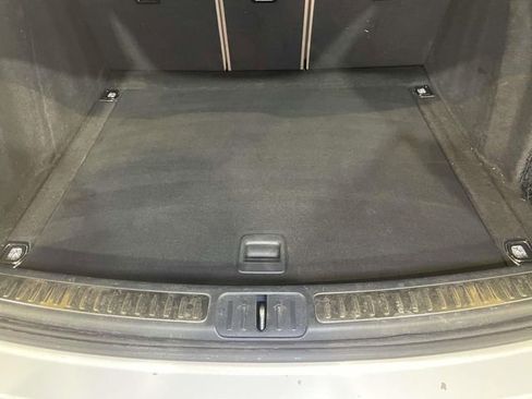 Certified 2020 Porsche Macan AWD/4WD image 21