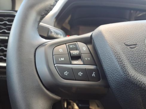 Used 2024 Ford Ranger XLT image 38