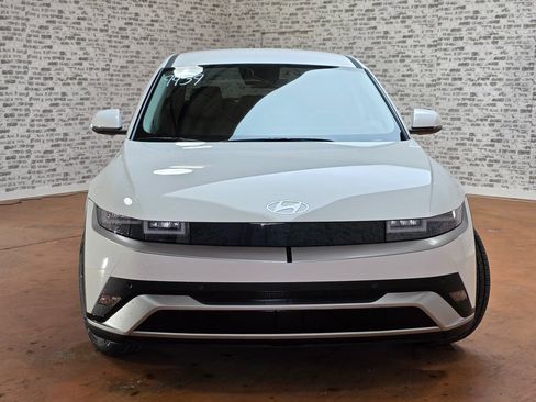 New 2026 Hyundai Ioniq 5 SEL image 3