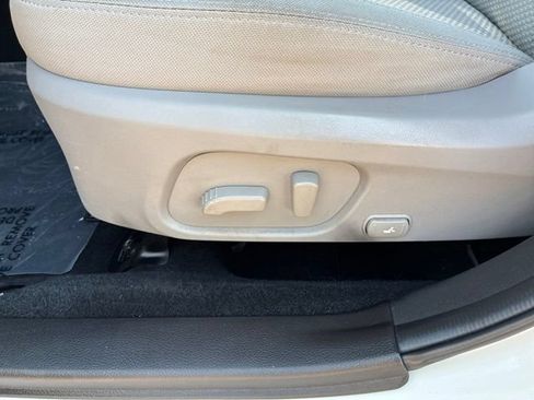 Used 2015 Subaru Forester 2.5i Premium AWD/4WD image 6