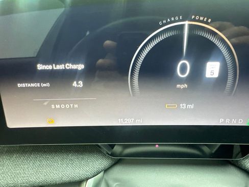 Used 2024 Lucid Air Touring AWD/4WD image 60