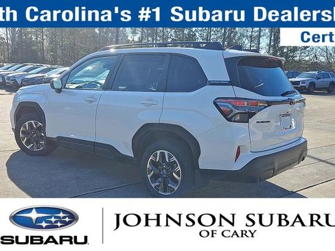 Used 2026 Subaru Forester Premium image 8