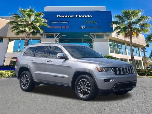 Used 2020 Jeep Grand Cherokee Limited image 2