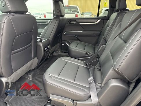 New 2026 GMC Acadia Elevation w/ Black Edition image 12