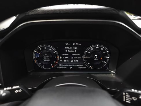 Used 2024 Mitsubishi Outlander SE AWD/4WD image 12
