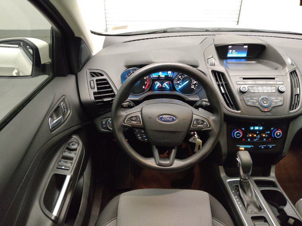 Used 2018 Ford Escape SE FWD image 22