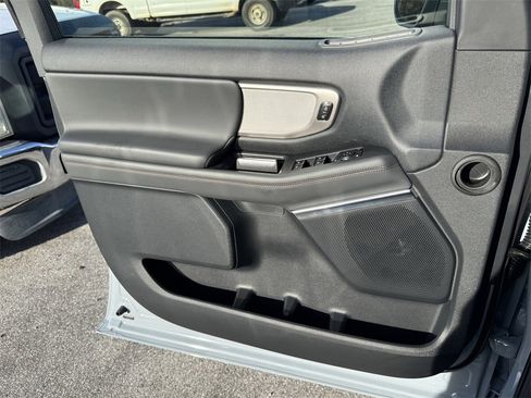 New 2025 Ford Expedition Active image 18