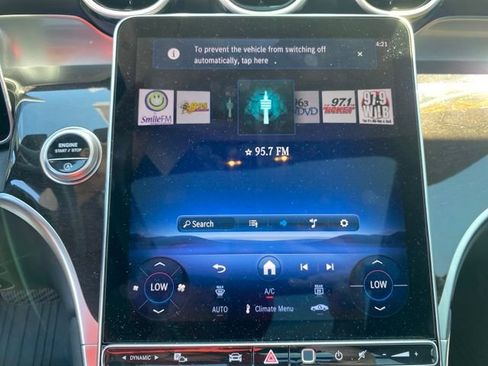 Used 2025 Mercedes-Benz GLC 300 4MATIC image 25