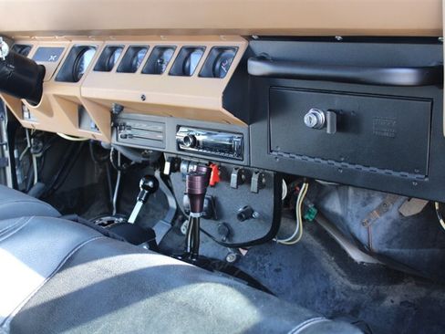 Used 1988 Jeep Wrangler Sahara AWD/4WD image 22