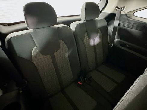 Used 2022 Kia Sorento LX image 28