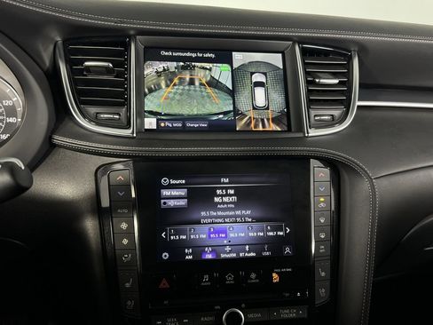 Used 2024 INFINITI QX50 Sport image 16