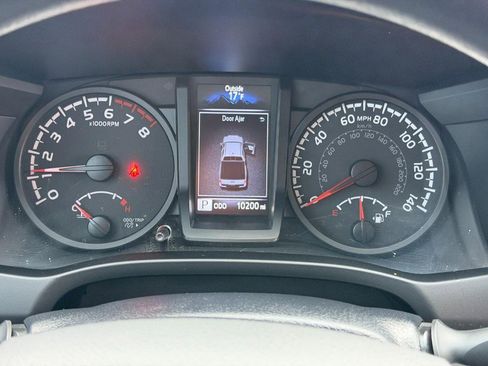 Used 2023 Toyota Tacoma SR image 23