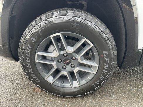New 2026 GMC Terrain AT4 image 65