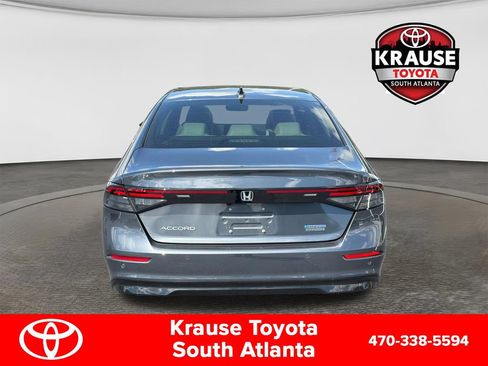Used 2024 Honda Accord Touring image 7