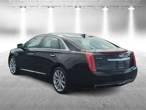 Used 2017 Cadillac XTS Luxury image 6