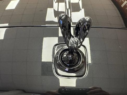Used 2018 Rolls-Royce Dawn RWD image 9