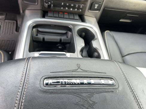 Used 2017 RAM 2500 Limited image 24