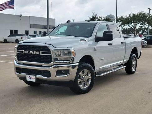 Used 2024 RAM 2500 Big Horn AWD/4WD image 31