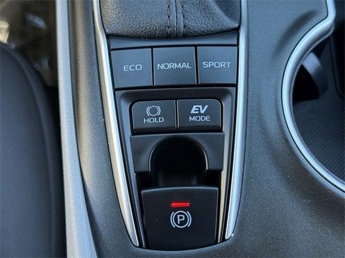 Used 2024 Toyota Camry LE image 20