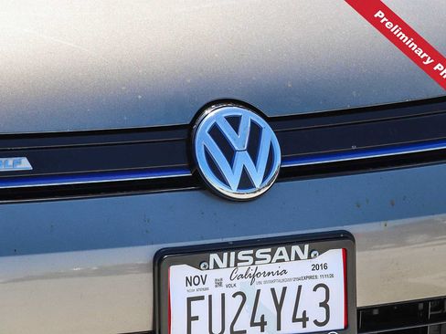 Used 2016 Volkswagen e-Golf SE FWD image 5