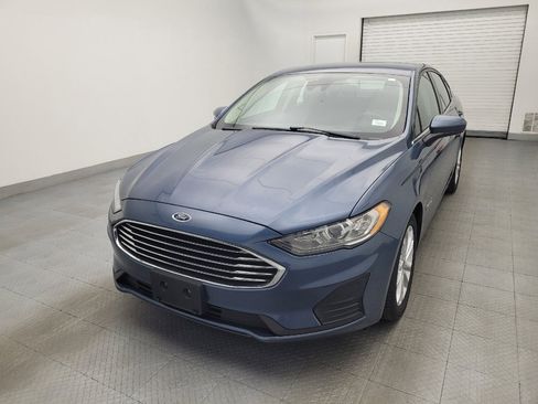 Used 2019 Ford Fusion SE image 15