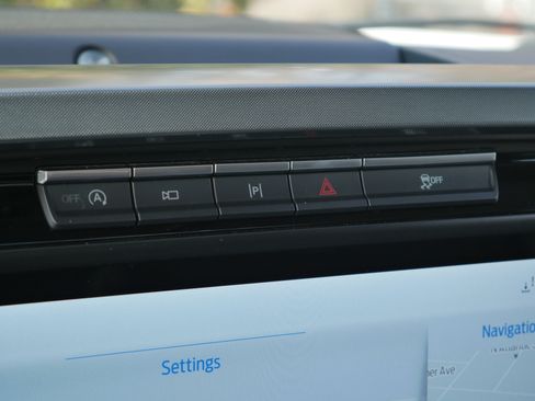 Certified 2021 Ford F150 Limited AWD/4WD image 12