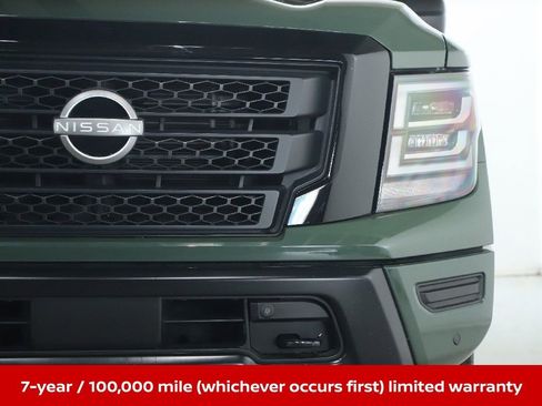 Certified 2024 Nissan Titan SV w/ SV Bronze Edition Package AWD/4WD image 9