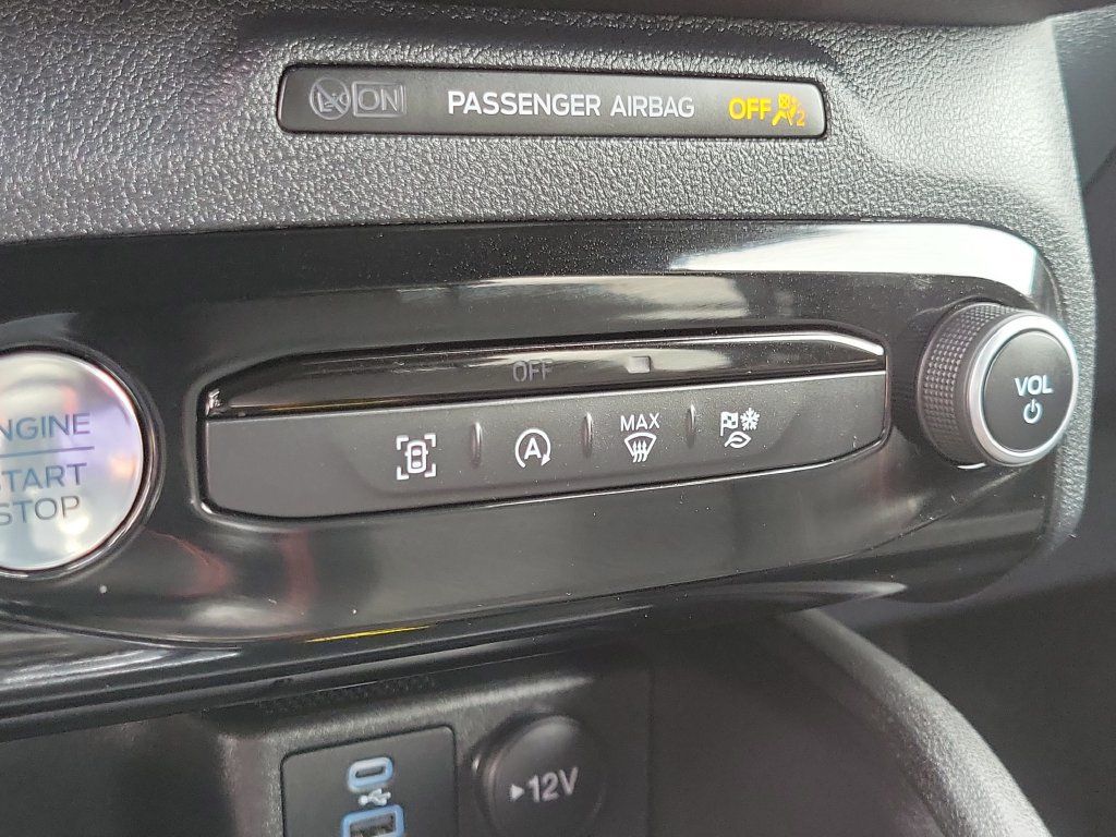 Used 2023 Ford Escape ST-Line w/ Tech Pack #1 FWD image 28
