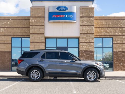 New 2026 Ford Explorer Active w/ Active Comfort Package image 5