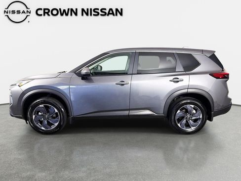 Certified 2026 Nissan Rogue SV FWD image 8