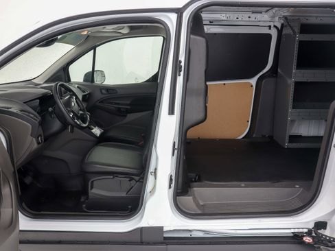 Used 2023 Ford Transit Connect XL image 16