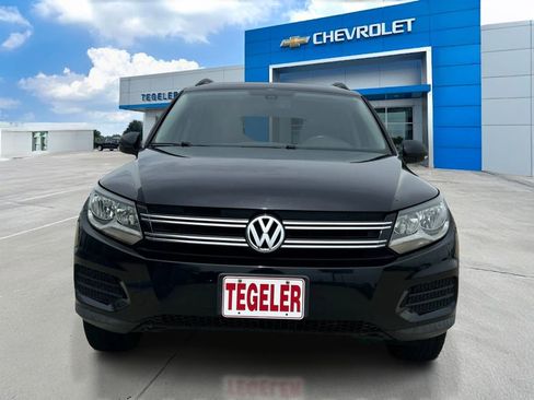 Used 2016 Volkswagen Tiguan S FWD image 2