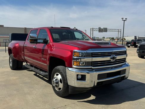 Used 2018 Chevrolet Silverado 3500 LTZ w/ Duramax Plus Package AWD/4WD image 3