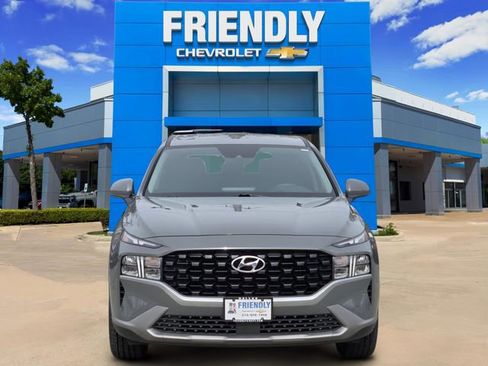 Used 2023 Hyundai Santa Fe SE w/ Winter Weather Package image 2