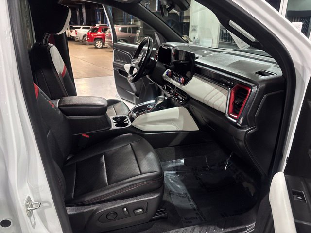 Used 2023 GMC Canyon AT4X AWD/4WD image 23