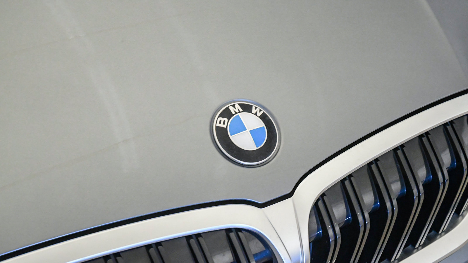 Certified 2023 BMW 330i Sedan w/ Premium Package RWD image 8