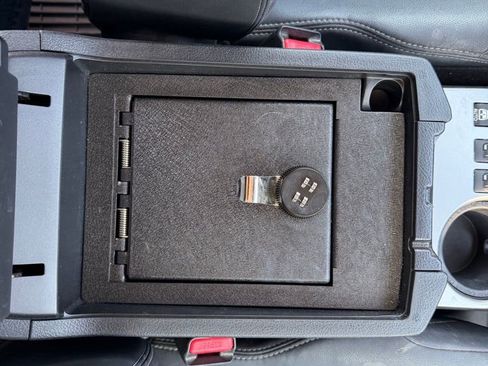 Used 2023 Toyota 4Runner SR5 Premium image 15