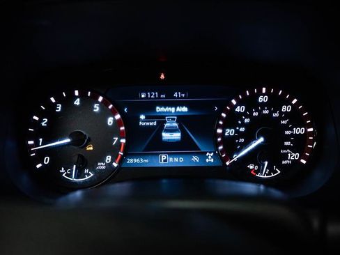 Used 2024 Nissan Frontier PRO-4X w/ Off-Road Protection Package image 17