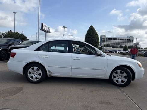Used 2008 Hyundai Sonata GLS FWD image 4