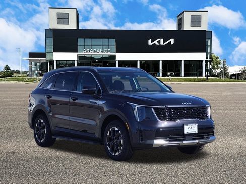 New 2026 Kia Sorento S AWD/4WD image 2