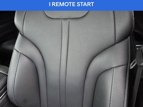 Used 2025 Genesis GV80 2.5T Standard image 15