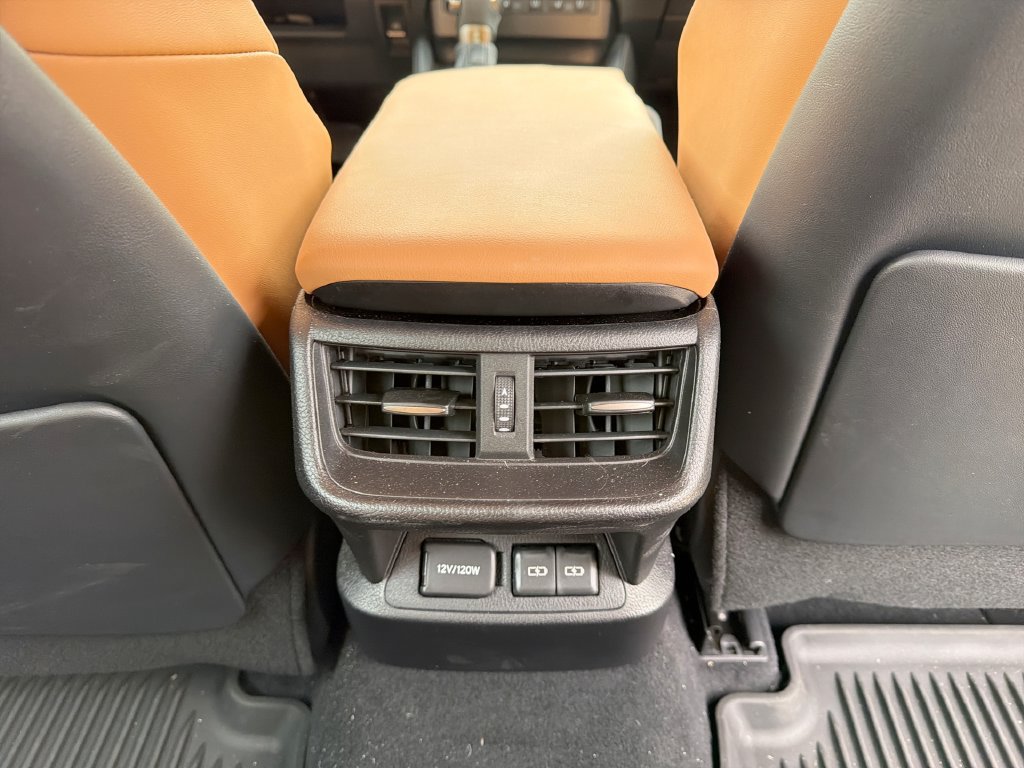 Certified 2024 Lexus ES 350 Ultra Luxury w/ Accessory Package (Z2) FWD image 18