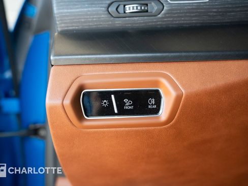 Used 2021 Lamborghini Urus image 23