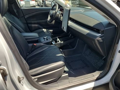Certified 2023 Ford Mustang Mach-E Select RWD image 17