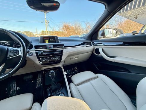 Used 2018 BMW X2 xDrive28i w/ Convenience Package AWD/4WD image 19