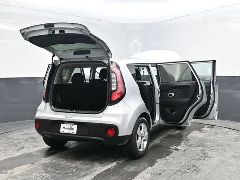 Used 2019 Kia Soul image 41