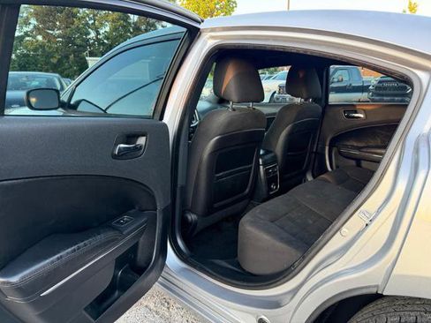 Used 2013 Dodge Charger SE w/ Connectivity Group RWD image 13