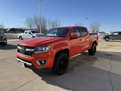 Used 2019 Chevrolet Colorado Z71 image 2