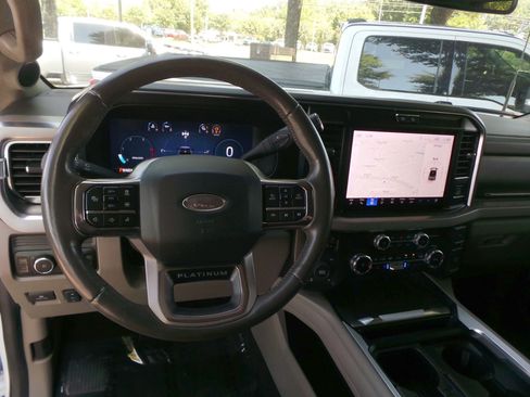 Used 2025 Ford F250 Platinum w/ Platinum Plus Package AWD/4WD image 23