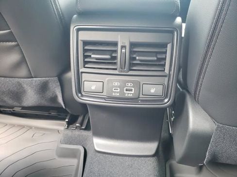 Used 2025 Subaru Forester Touring w/ Touring Package image 13